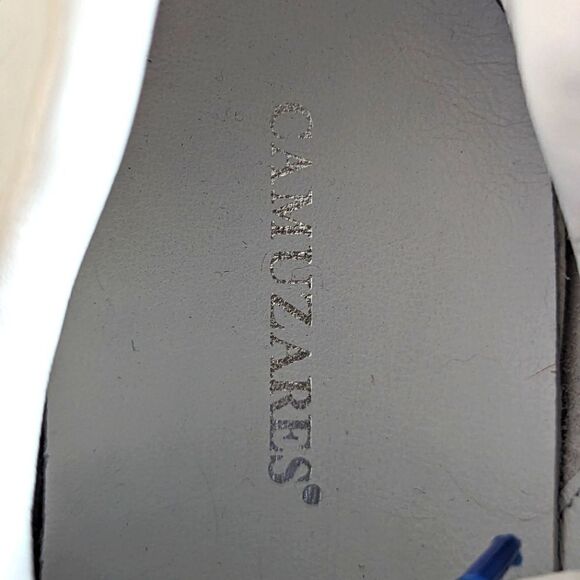 Camuzares Love Whimsical Athleisure Playful Statement Graphic Sneakers 11 EUC - Picture 5 of 12